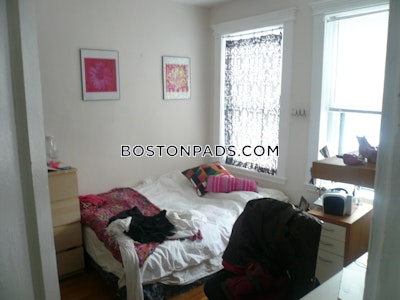 Fenway/kenmore 3 Bed 1 Bath BOSTON Boston - $4,500 No Fee