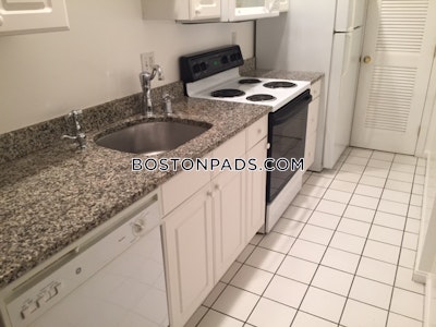 North End 2 Beds 1 Bath Boston - $3,600
