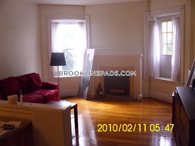 Brookline Apartment for rent 1 Bedroom 1 Bath  Coolidge Corner - $2,595