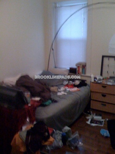 Brookline Apartment for rent 2 Bedrooms 1 Bath  Washington Square - $2,600 50% Fee
