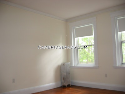 Cambridge 1 Bed 1 Bath  Harvard Square - $3,395 No Fee