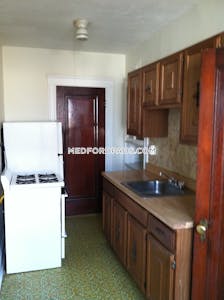 Medford 1 Bed 1 Bath MEDFORD  Wellington - $1,750