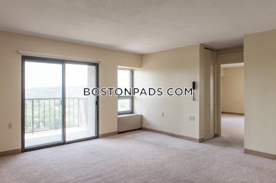 Brookline 1 Bed 1 Bath BROOKLINE- BOSTON UNIVERSITY $2,435  Boston University - $2,940