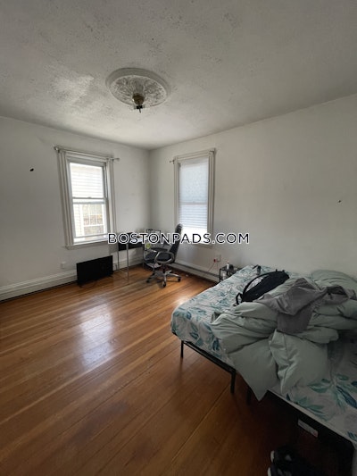 Mission Hill 3 Beds 1 Bath Boston - $4,100