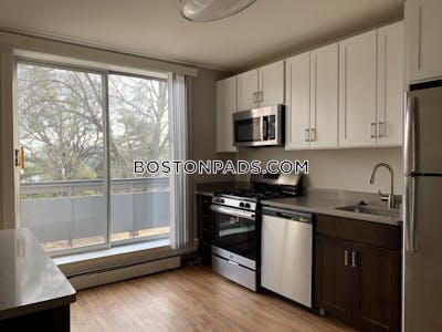 Brighton 3 Beds 1 Bath Boston - $3,790 No Fee