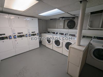 Brighton 3 Bed 1 Bath BOSTON Boston - $4,500 No Fee