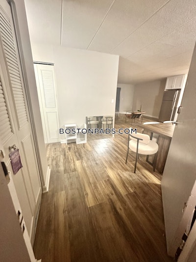Framingham 2 Bed 2 Bath FRAMINGHAM $2,390 - $2,365