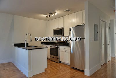 Somerville 3 Beds 2 Baths Somerville  Spring Hill - $4,200 No Fee