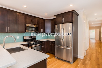 Medford 4 Beds 3.5 Baths  Tufts - $4,995