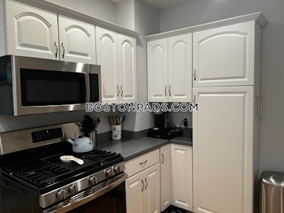 Winthrop 2 Beds 1 Bath - $2,900