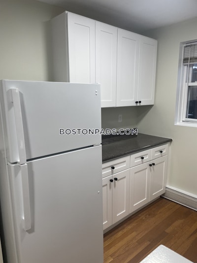 Somerville 0 Bed 1 Bath SOMERVILLE  Davis Square - $2,585 No Fee