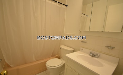 Brookline Spacious Studio 1 Bath BOSTON  Washington Square - $2,480 No Fee