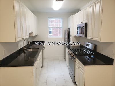 Brookline 1 Bed 1 Bath BROOKLINE- COOLIDGE CORNER $3,360  Coolidge Corner - $3,395 No Fee