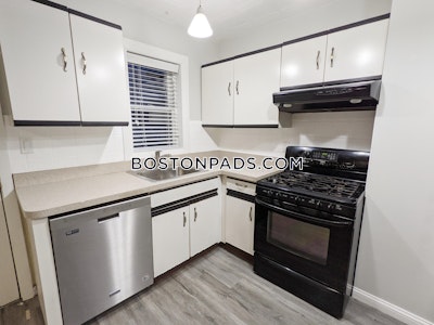 East Boston 3 Beds 2 Baths Boston - $4,150 No Fee