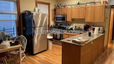 Mission Hill 4 Beds 2 Baths Boston - $6,495 50% Fee