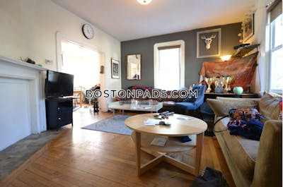 Brighton 5 Beds 4 Baths Boston - $6,150