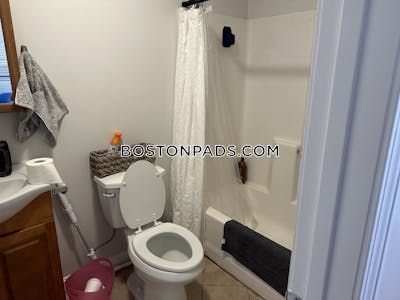 Medford 2 Bed 1 Bath MEDFORD  Medford Square - $2,500