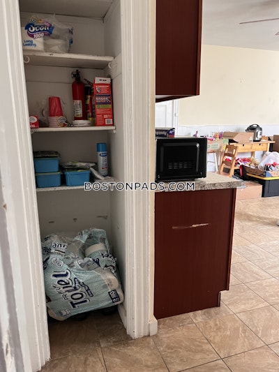 Brookline 2 Bed 1 Bath BROOKLINE- BROOKLINE VILLAGE $3,500  Brookline Village - $3,500