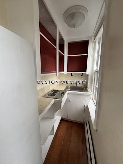 Beacon Hill Studio 1 Bath Boston - $2,250 No Fee