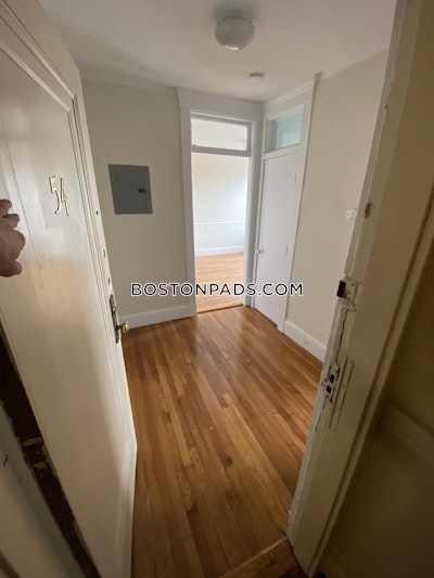 Fenway/kenmore 0 Bed 1 Bath BOSTON Boston - $2,425 No Fee