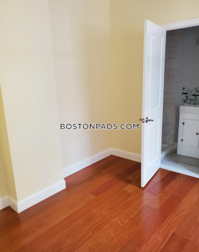 Cambridge Nice 2 Bed 2 Bath available 9/1 on Hancock St. in Cambridge   Central Square/cambridgeport - $3,300