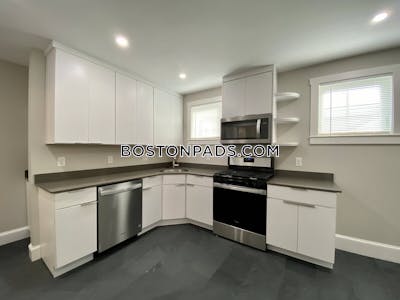 Cambridge Sleek 3BD/BA Apartment in Riverside  Central Square/cambridgeport - $3,975 No Fee