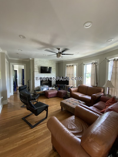 Dorchester/south Boston Border 4 Bed 2 Bath BOSTON Boston - $4,600 No Fee
