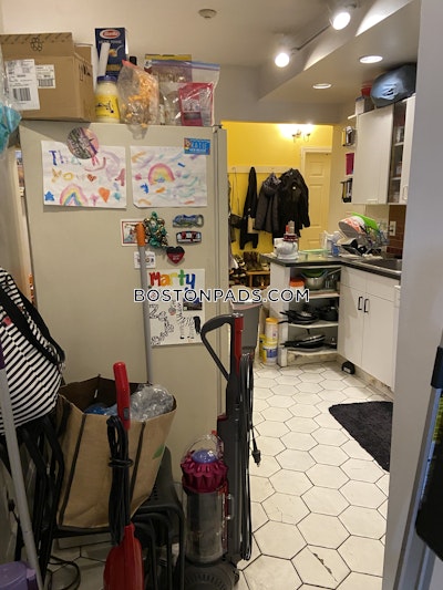 Allston 3 Bed 1 Bath BOSTON Boston - $3,200 No Fee