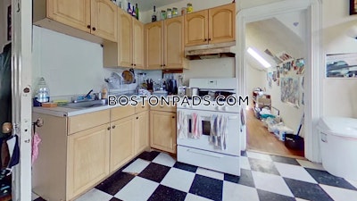 Allston/brighton Border 3 Bed 1 Bath BOSTON Boston - $3,525 50% Fee