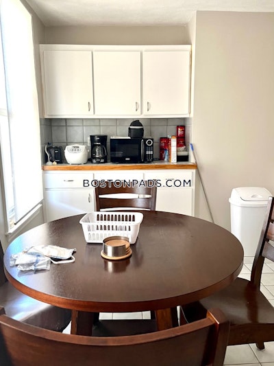 East Boston 1 Bed 1 Bath Boston - $2,400 No Fee