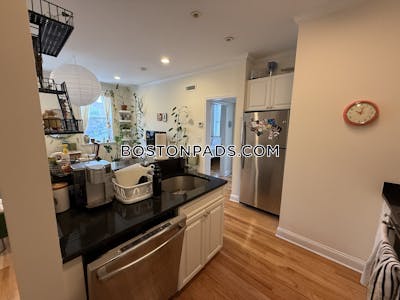 Cambridge 2 Bed 1 Bath CAMBRIDGE  Harvard Square - $3,775 No Fee