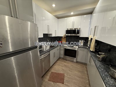 Brookline 3 Bed, 2 Bath Unit  Washington Square - $4,300 No Fee