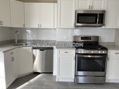 Roxbury 3 Beds 1 Bath Boston - $3,150 50% Fee