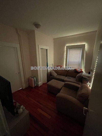 Watertown 2 Bed 1 Bath WATERTOWN $2,400 - $2,300