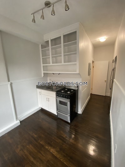 Cambridge 2 Bed 1 Bath CAMBRIDGE  East Cambridge - $3,050