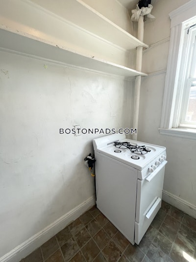 Allston/brighton Border 1 Bed 1 Bath BOSTON Boston - $2,500 50% Fee
