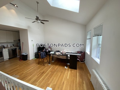 Brighton 3 Bed, 1 Bath Unit Boston - $3,400