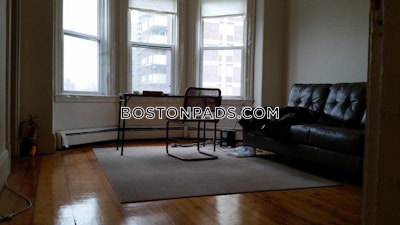 Mission Hill Charming 3 Beds 1 Bath on Tremont St.  Boston - $4,500