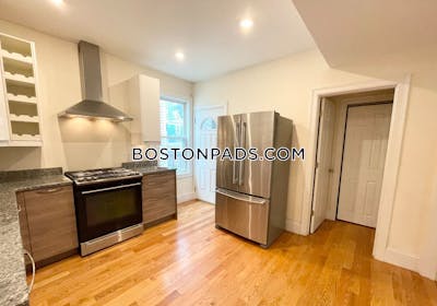 Dorchester 3 Beds 1 Bath Boston - $3,300