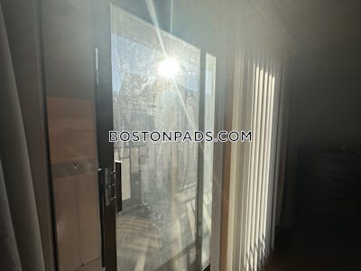 Newton 1 Bed 1 Bath NEWTON  Newtonville - $2,100