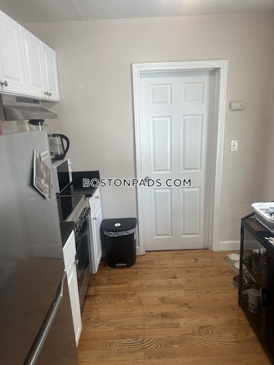 South Boston 1 Bed 1 Bath Boston - $2,400 50% Fee