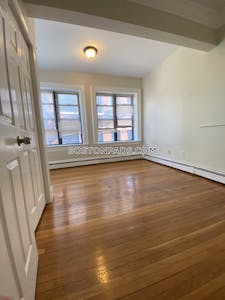 Allston 3 Beds 1 Bath Boston - $3,400