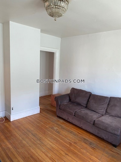 Somerville 5 Bed 1 Bath SOMERVILLE  Tufts - $6,280 No Fee