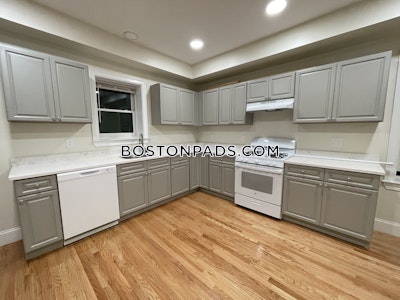 Cambridge 3 Bed 2 Bath CAMBRIDGE  Porter Square - $4,300