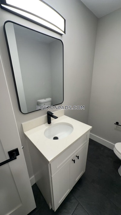 Somerville 8 Beds 3 Baths  Tufts - $3,900