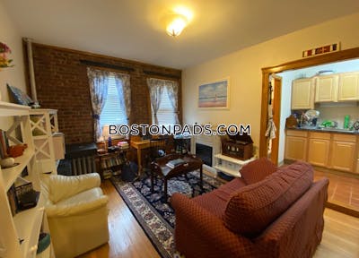 Fenway/kenmore Studio Fenway/Kenmore Boston - $2,300 No Fee