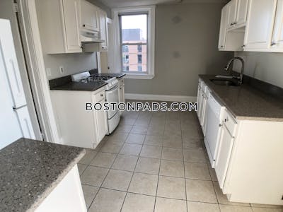 North End 2 Beds 1 Bath Boston - $4,305 No Fee