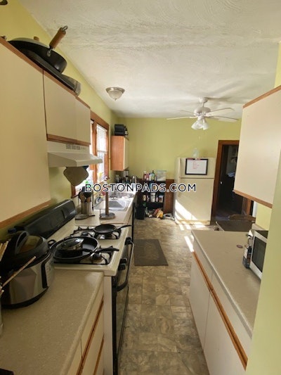 Medford 3 Bed 1 Bath MEDFORD  Tufts - $3,600
