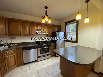 Jamaica Plain 3 Beds 1 Bath Boston - $3,900