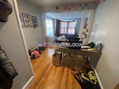 Somerville 5 Bed 2 Bath SOMERVILLE  Tufts - $4,450